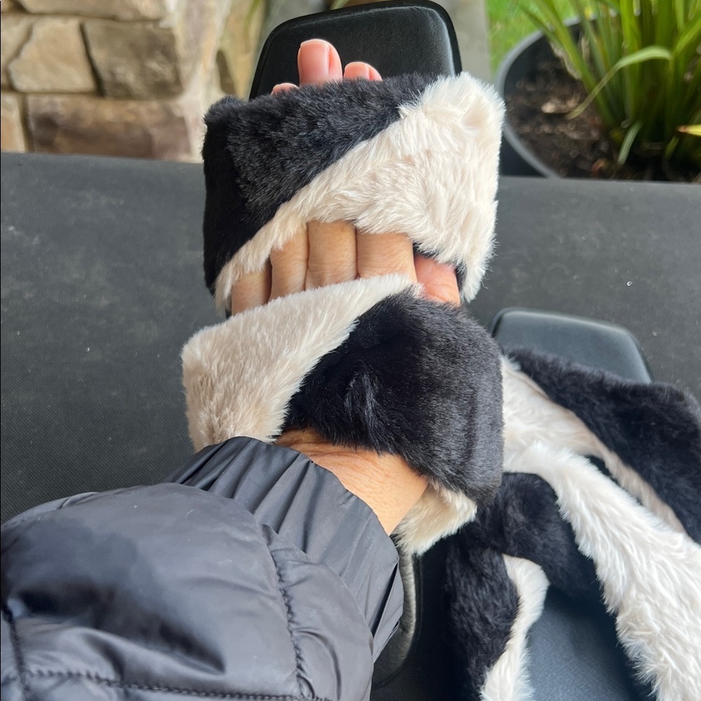 Vivienne Hu Slippers, NWOT Blk/Cream 39 - Picture 4 of 4